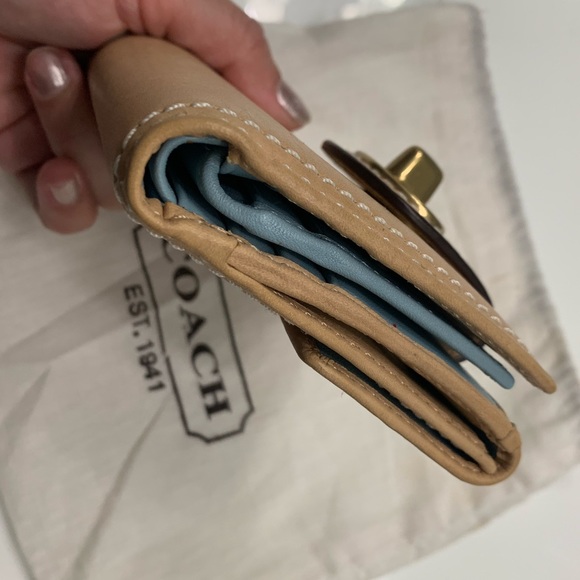 Coach Wallet - Picture 11 of 12